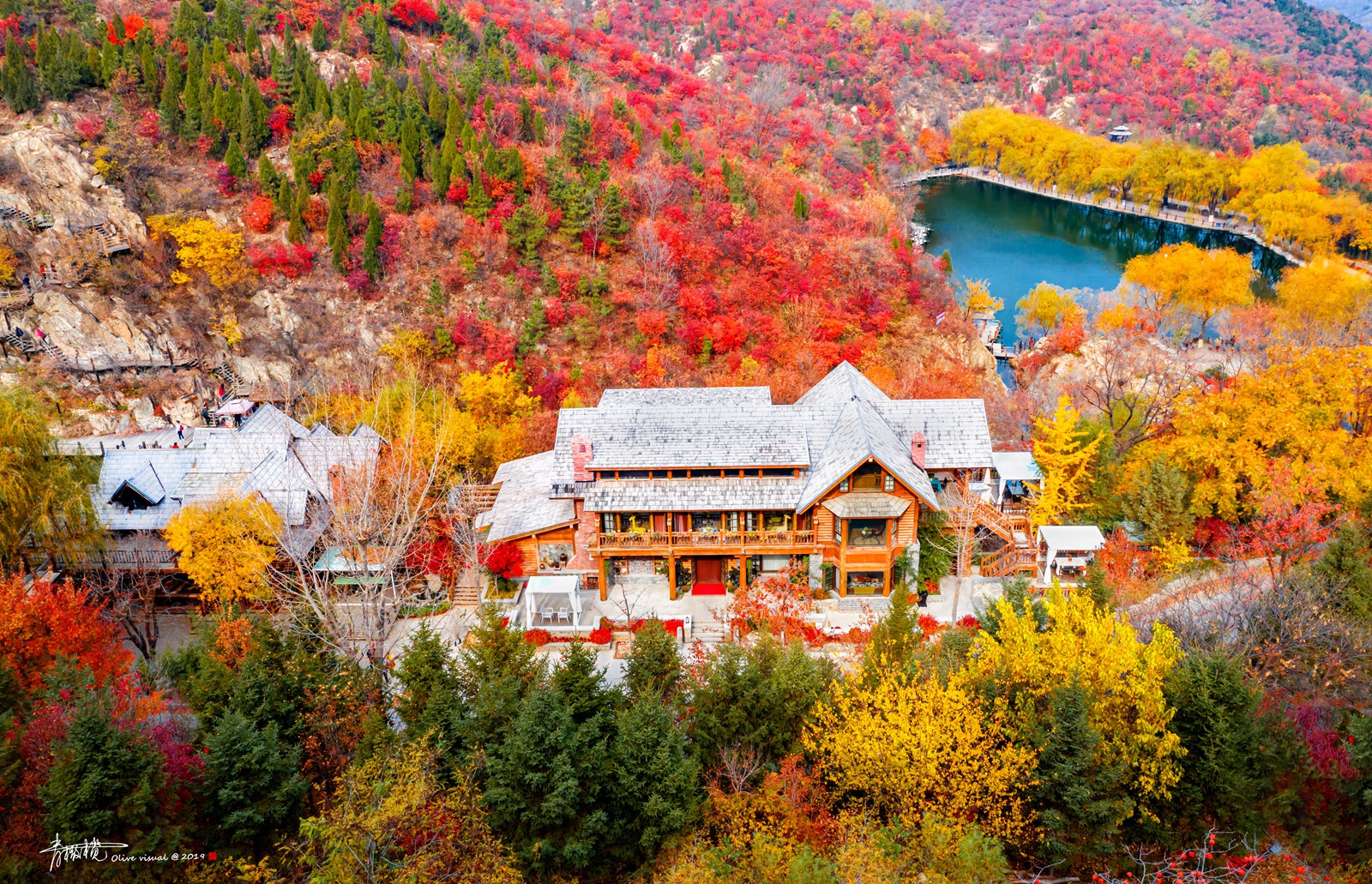 Nine mountains in autumn 4.jpg