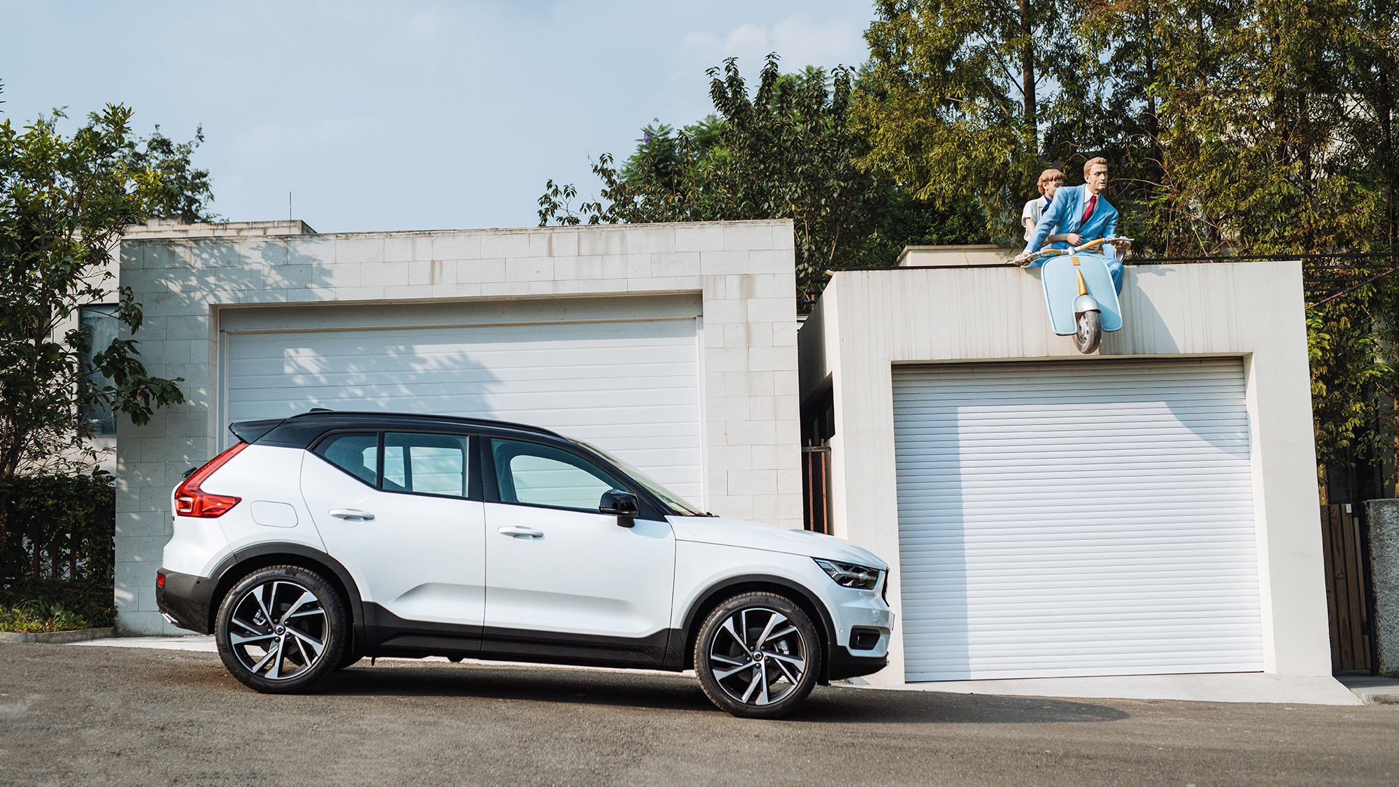 VOLVO XC40 4.jpg